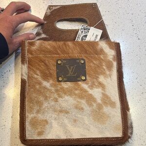 Myra Hair-On Luis Vuitton Accent 6 Pack Beverage/Beer Caddy